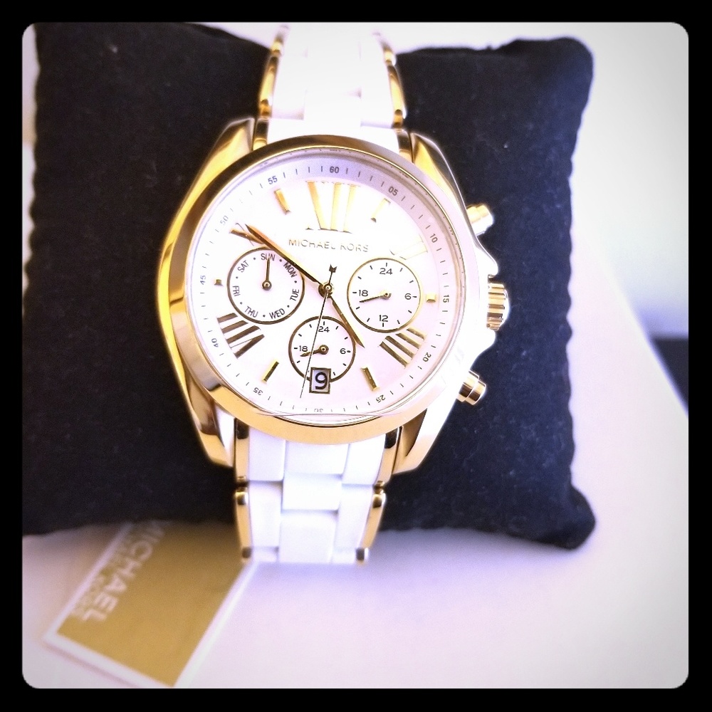 Michael kors Ladies white & Gold  chronograph  wat